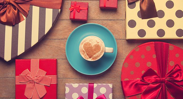15 Gifts That Coffee Lovers and Addicts Would Admire!